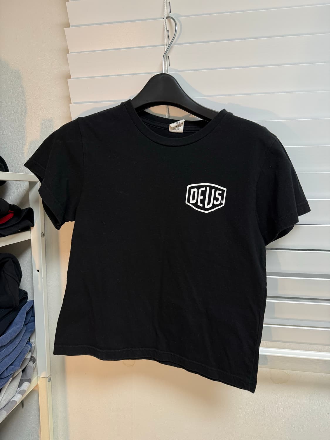 데우스 반팔 상품이미지1