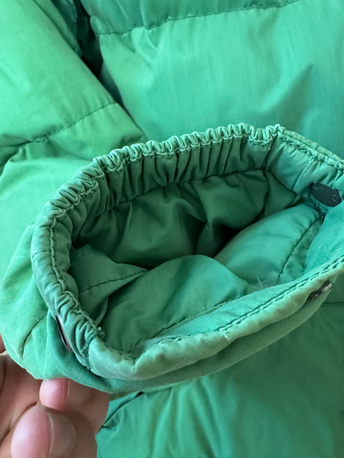 몽클레어 비즈빔 보로시리 패딩 3사이즈 상품이미지8