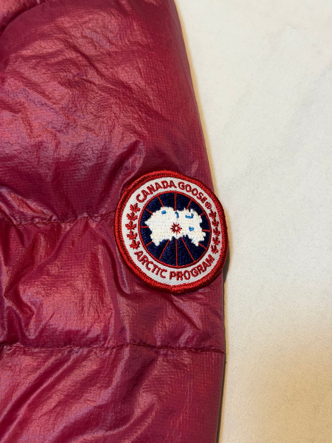 캐나다구스 하이브릿지 하이브리드 경량패딩 와인 상품이미지2