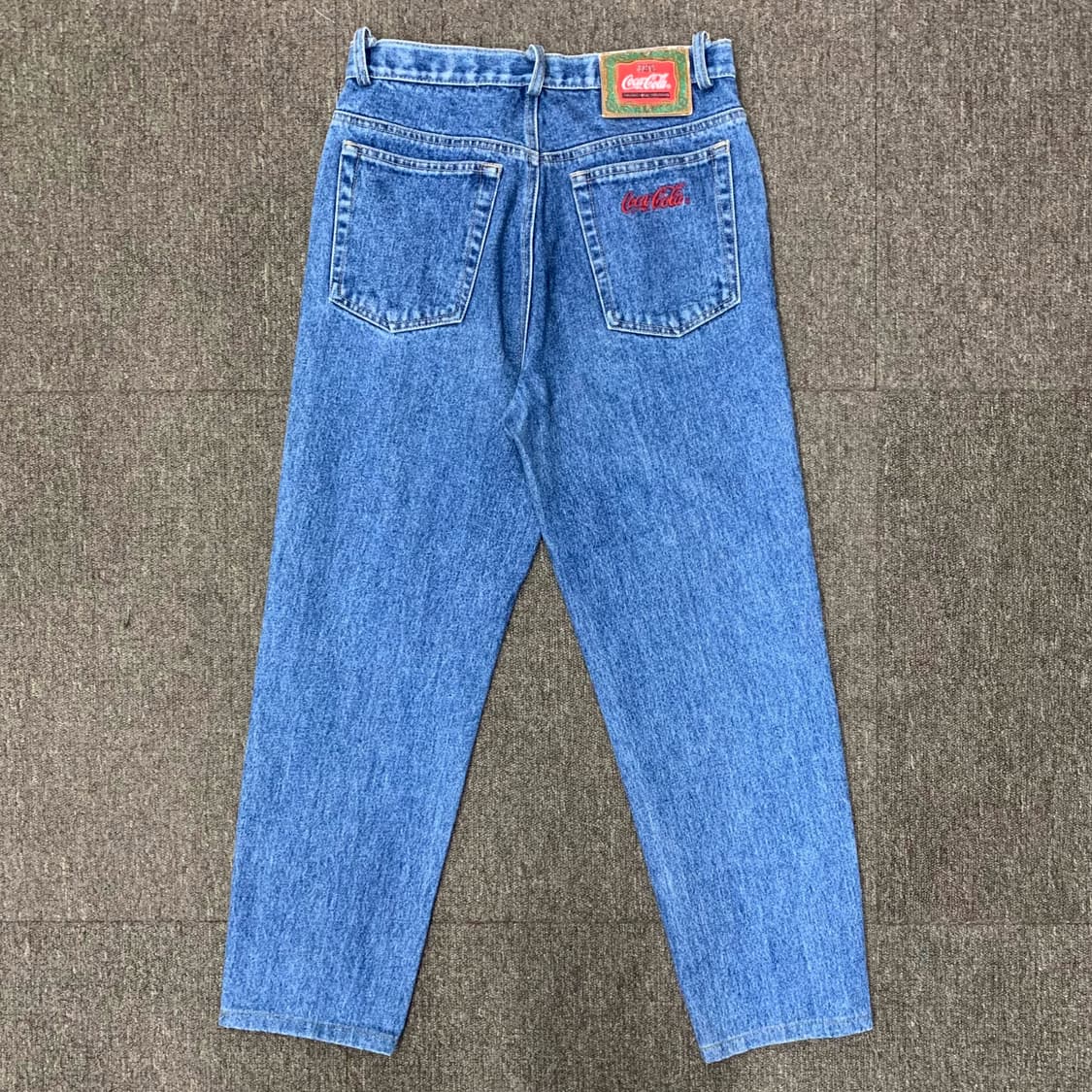 [29] 코카콜라 배기핏 데님팬츠 상품이미지2