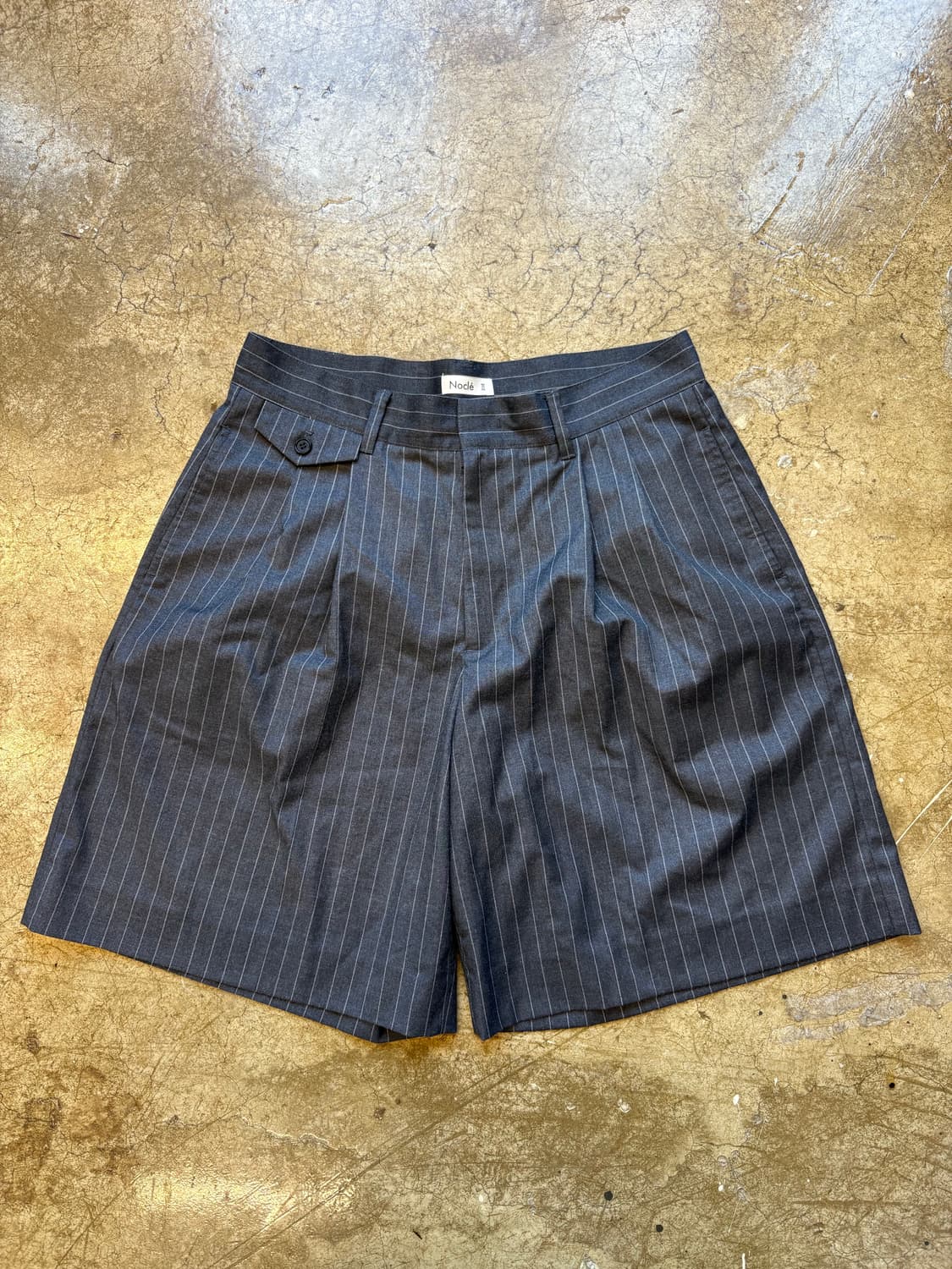 노클 스트라이프 하프 슬랙스 상품이미지2