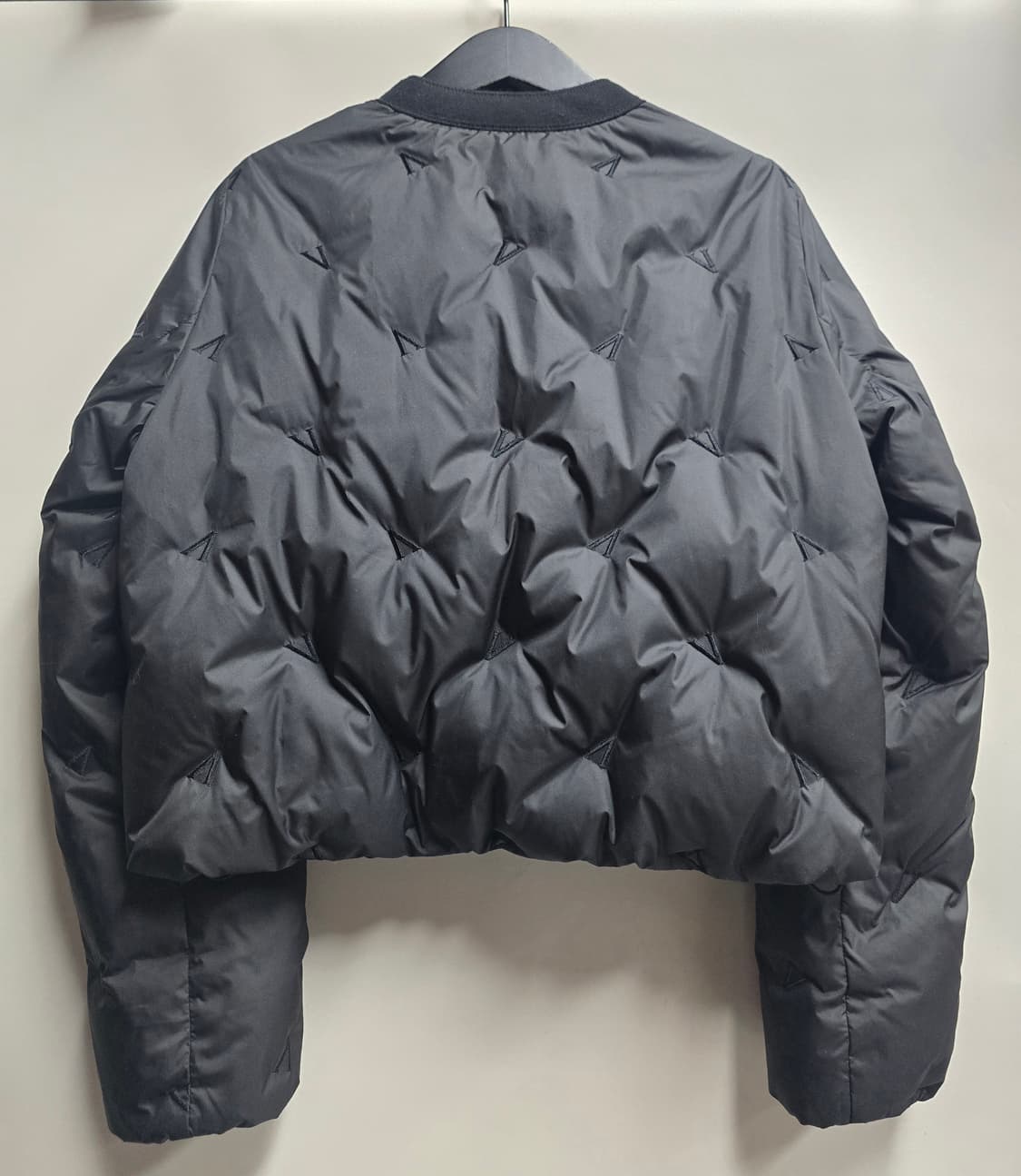 잇 미샤 구스다운 숏 경량패딩 55 상품이미지2