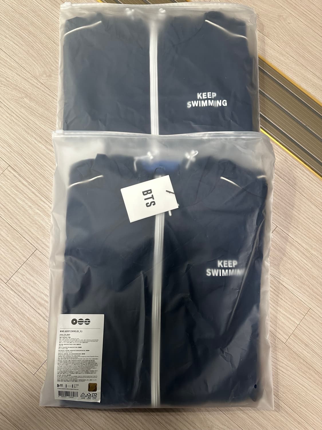 XL BTS 스윔 윈드 자켓 블루 상품이미지3