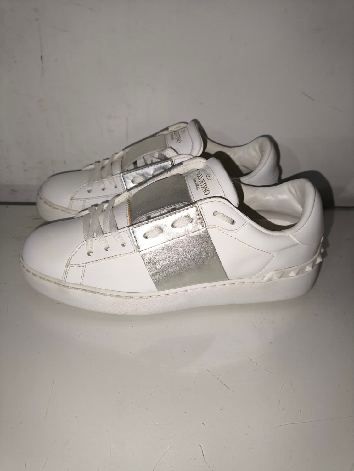 35 220mm 발렌티노 히든 오픈 메탈릭 스니커즈 상품이미지1