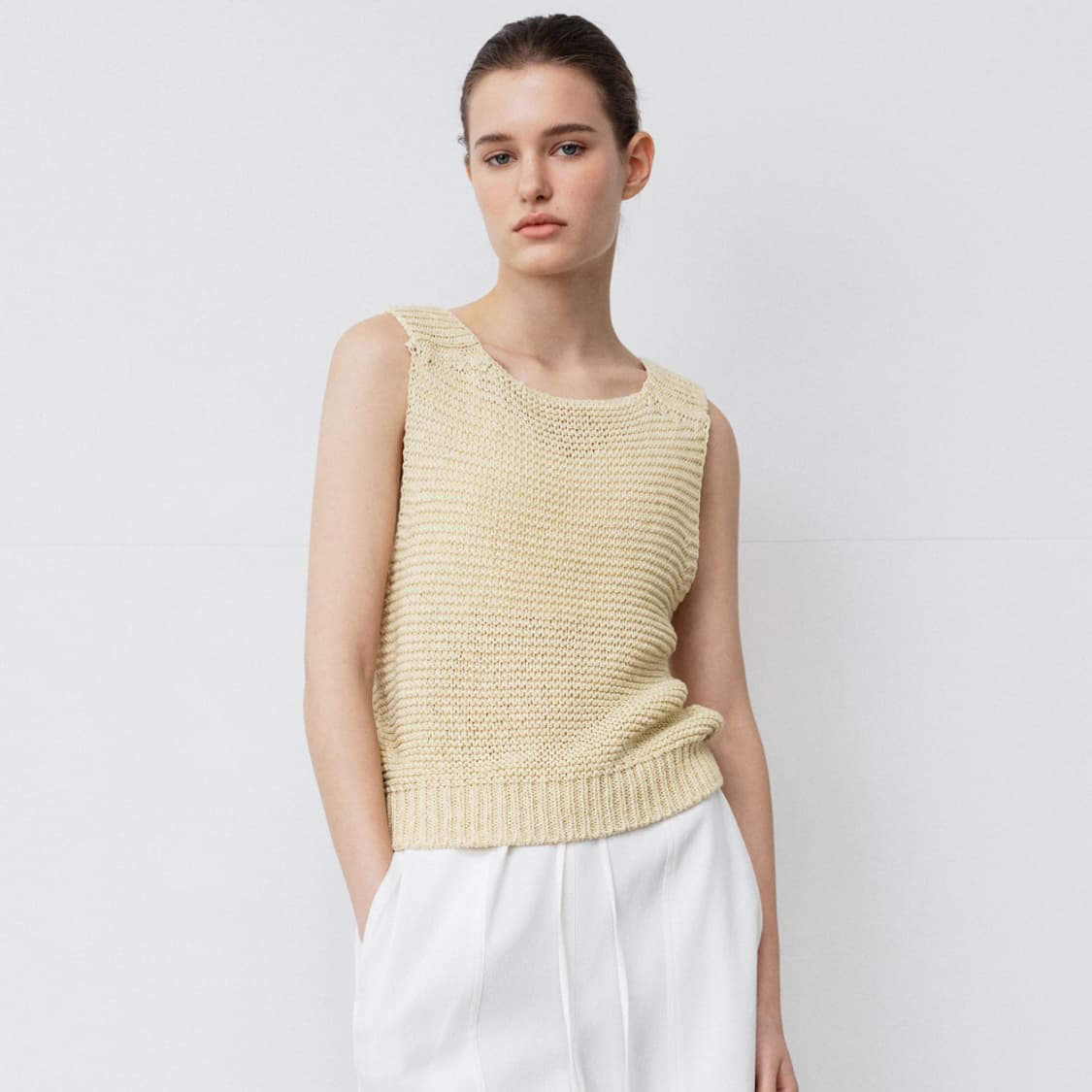 레이스(RRACE) 스퀘어넥 슬리브리스 니트 프리사이즈 새상품 상품이미지1