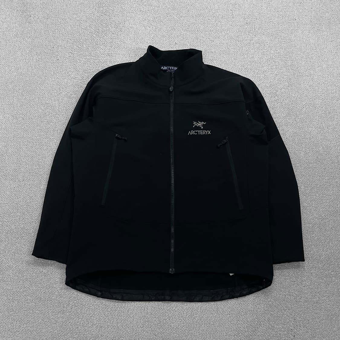 아크테릭스 감마 AR 소프트쉘 자켓 블랙 상품이미지1