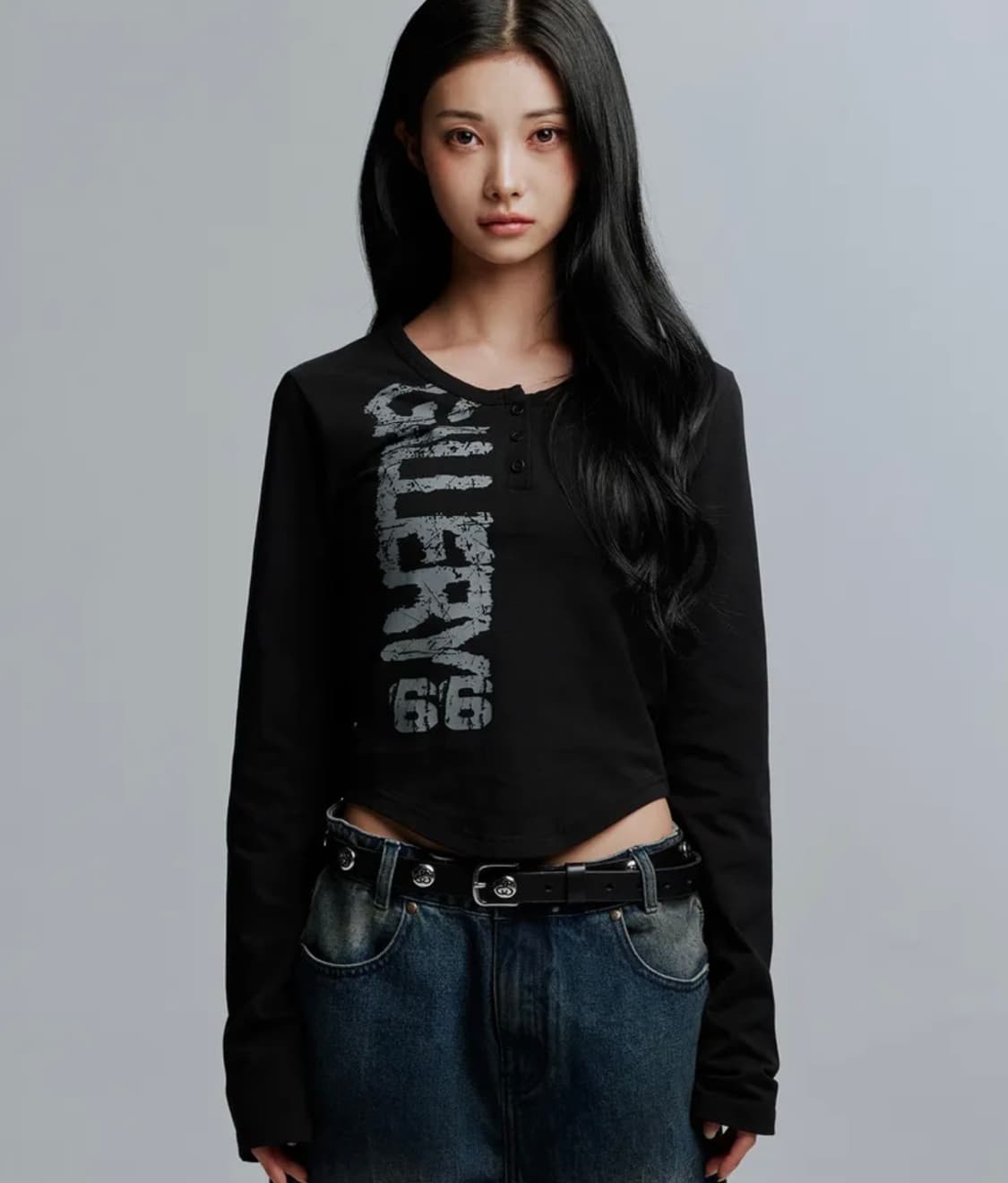 [새상품] 가터갤러리 PAINTED BUTTON LONG SLEEVE 상품이미지1