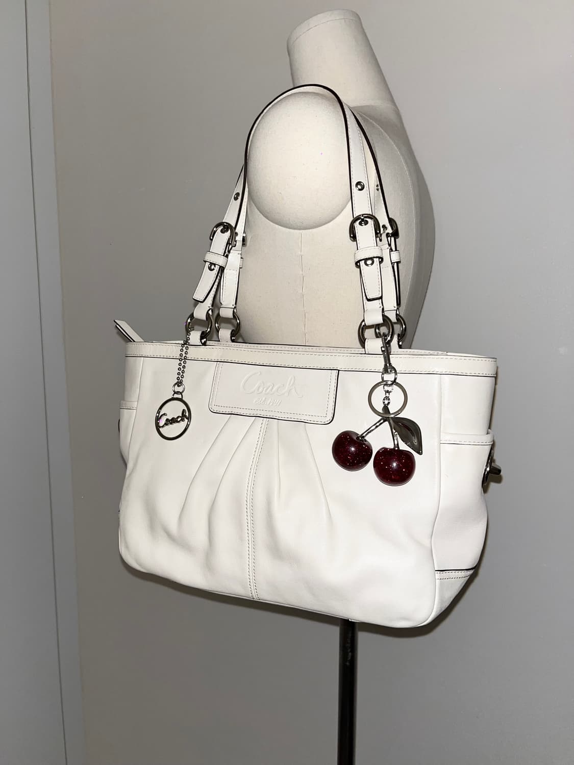 Coach white basic shoulder bag 상품이미지2