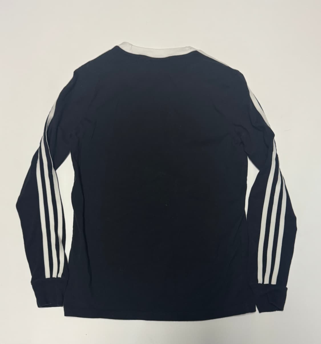 여성 아디다스 이쁜 흰검 삼선 긴팔 티셔츠 xs 상품이미지2
