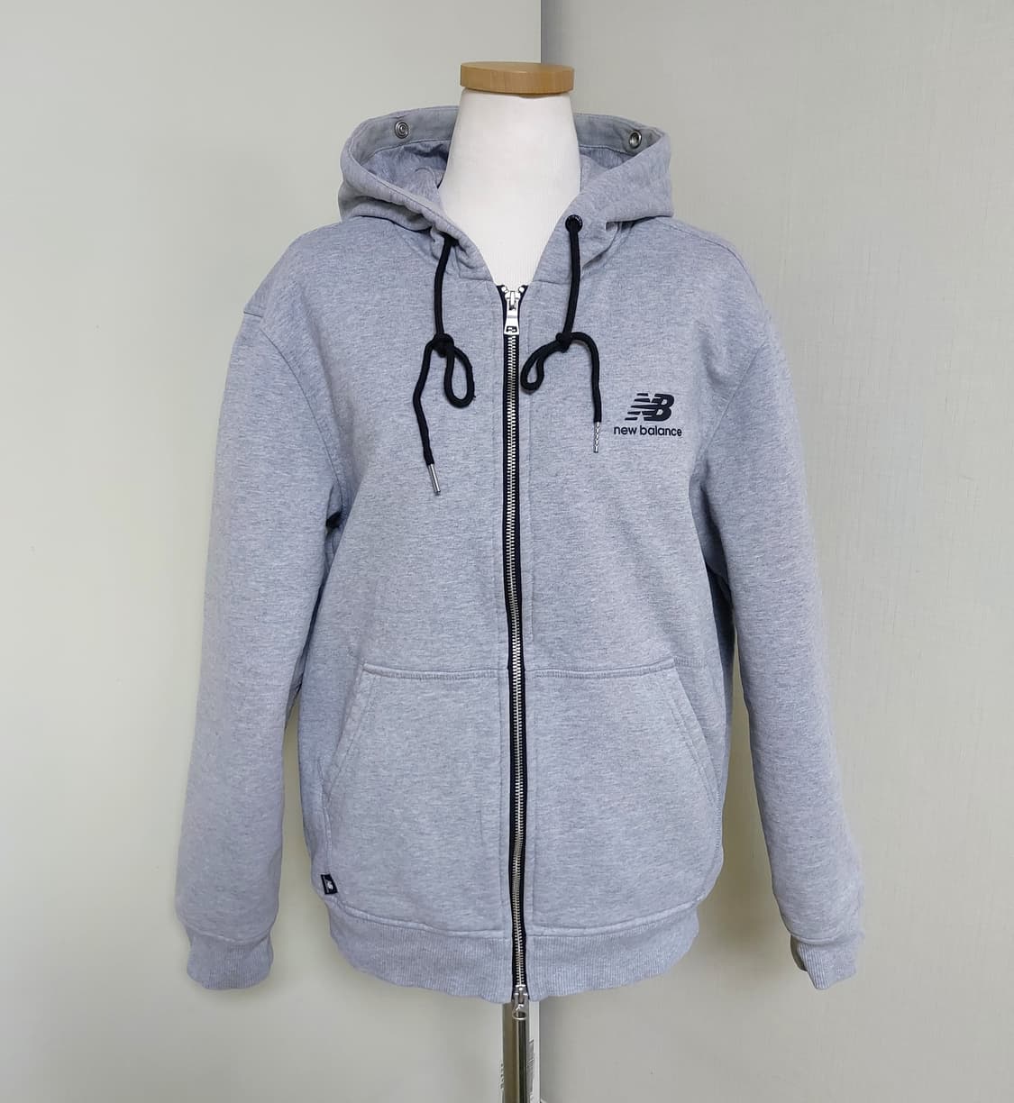 뉴발란스 안감 퀼팅패딩 후드 집업 90(S)

 상품이미지1