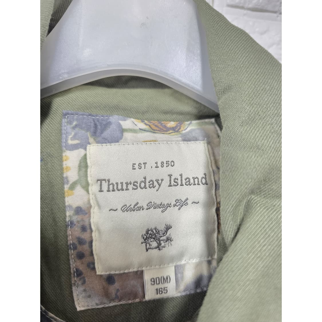 택포_ 써스데이아일랜드 카키 야상 코트 M 상품이미지2