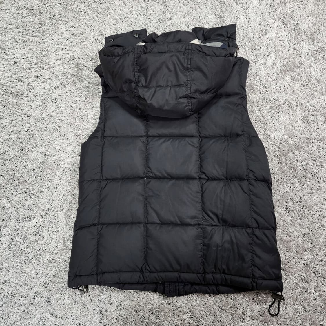 버버리 다운 조끼 남성100

 상품이미지5