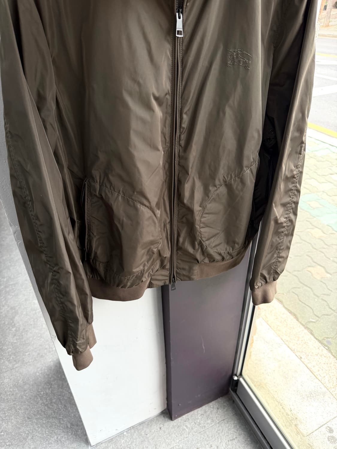 XXL/ 버버리 기마병 로고 나일론 봄버 자켓 상품이미지4