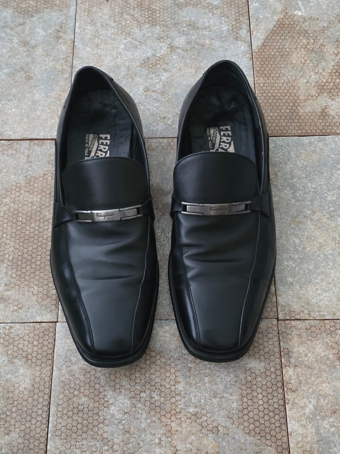 (255)페라가모 블랙 로퍼 구두 상품이미지2