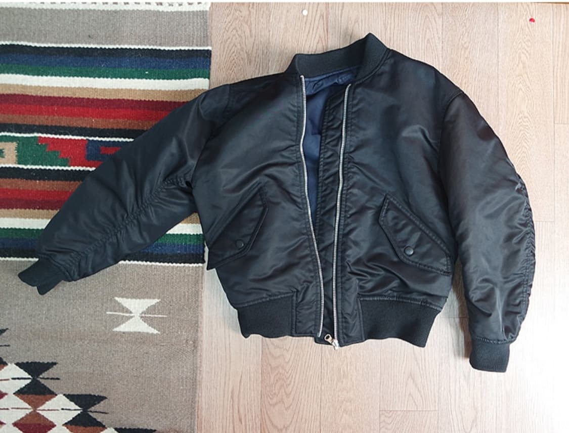 유니클로 x 르메르 U 리버시블(양면)항공점퍼 상품이미지1