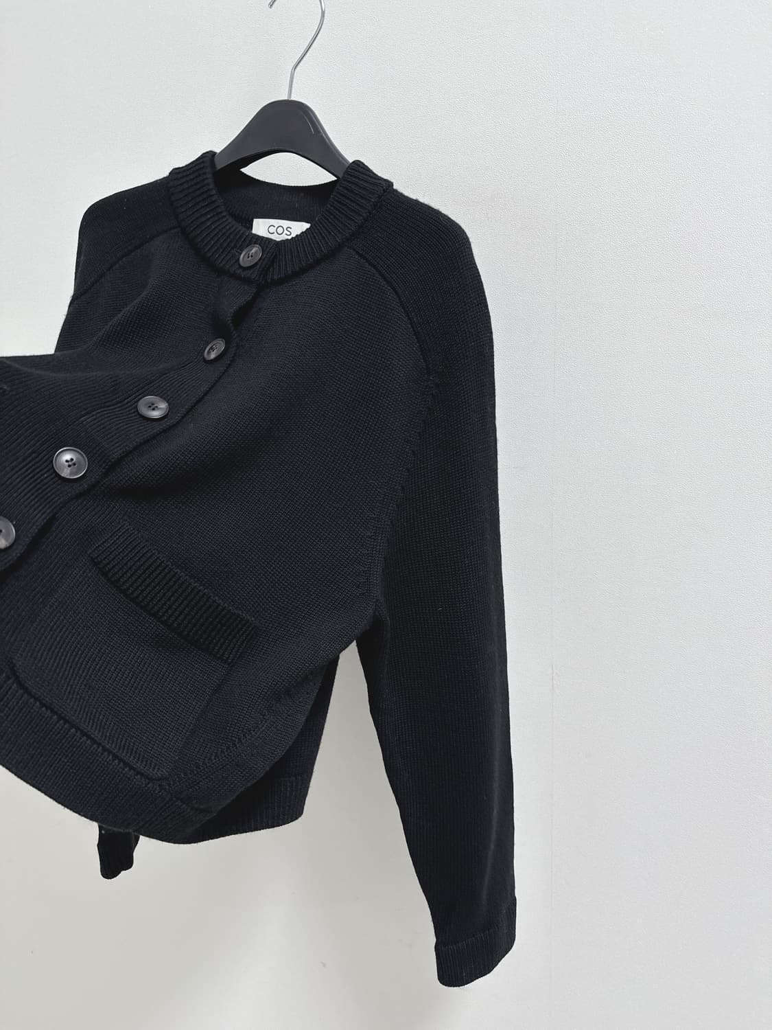 코스 크루넥 울 가디건 블랙 상품이미지8