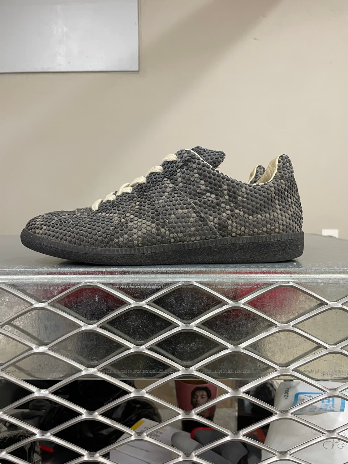 메종 마르지엘라 텍스처 러버도트 스니커즈 39 (gr-4173) 상품이미지1