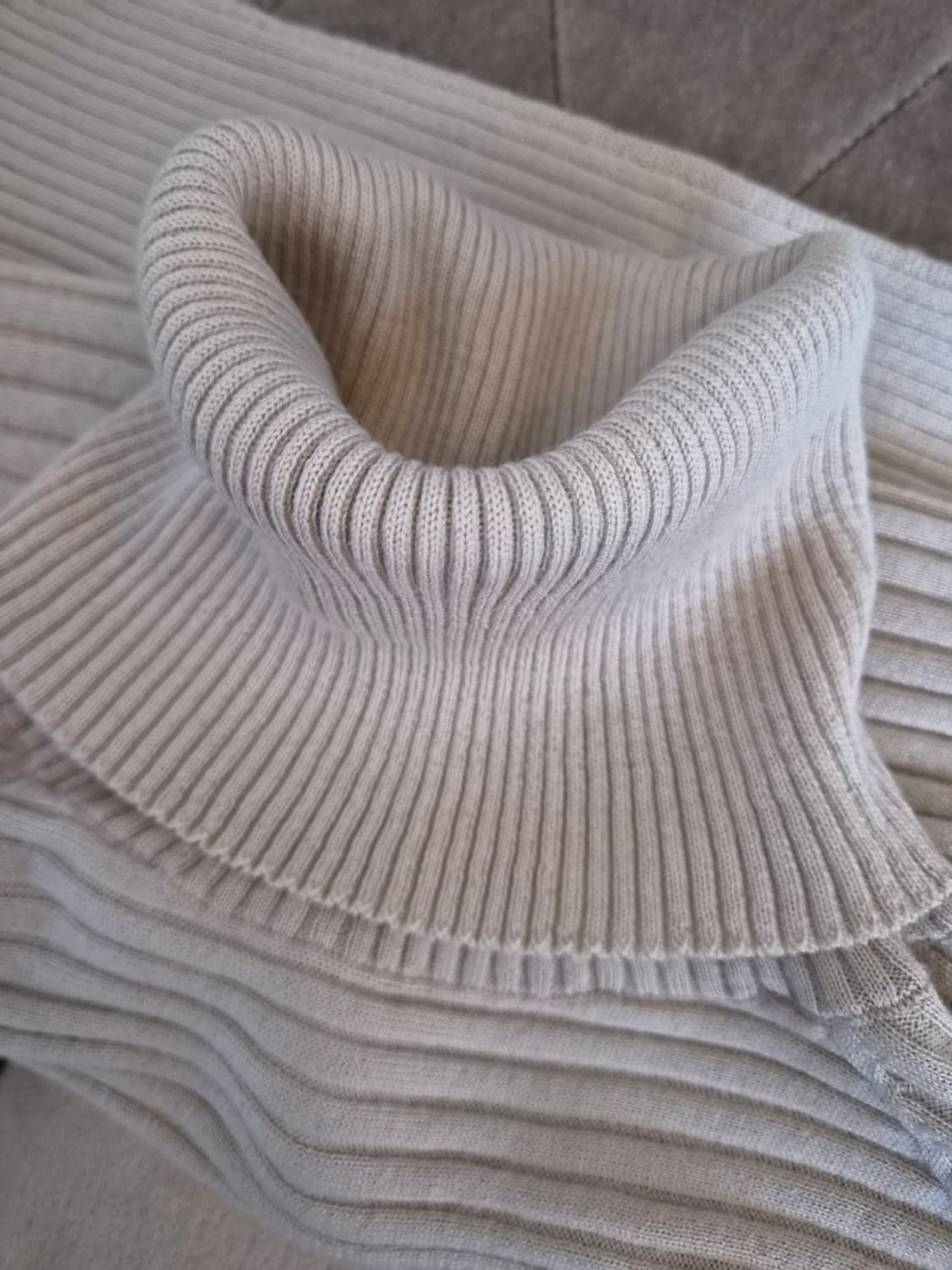 코스 Cos 여성 울터틀넥니트미니원피스 XS사이즈 상품이미지6