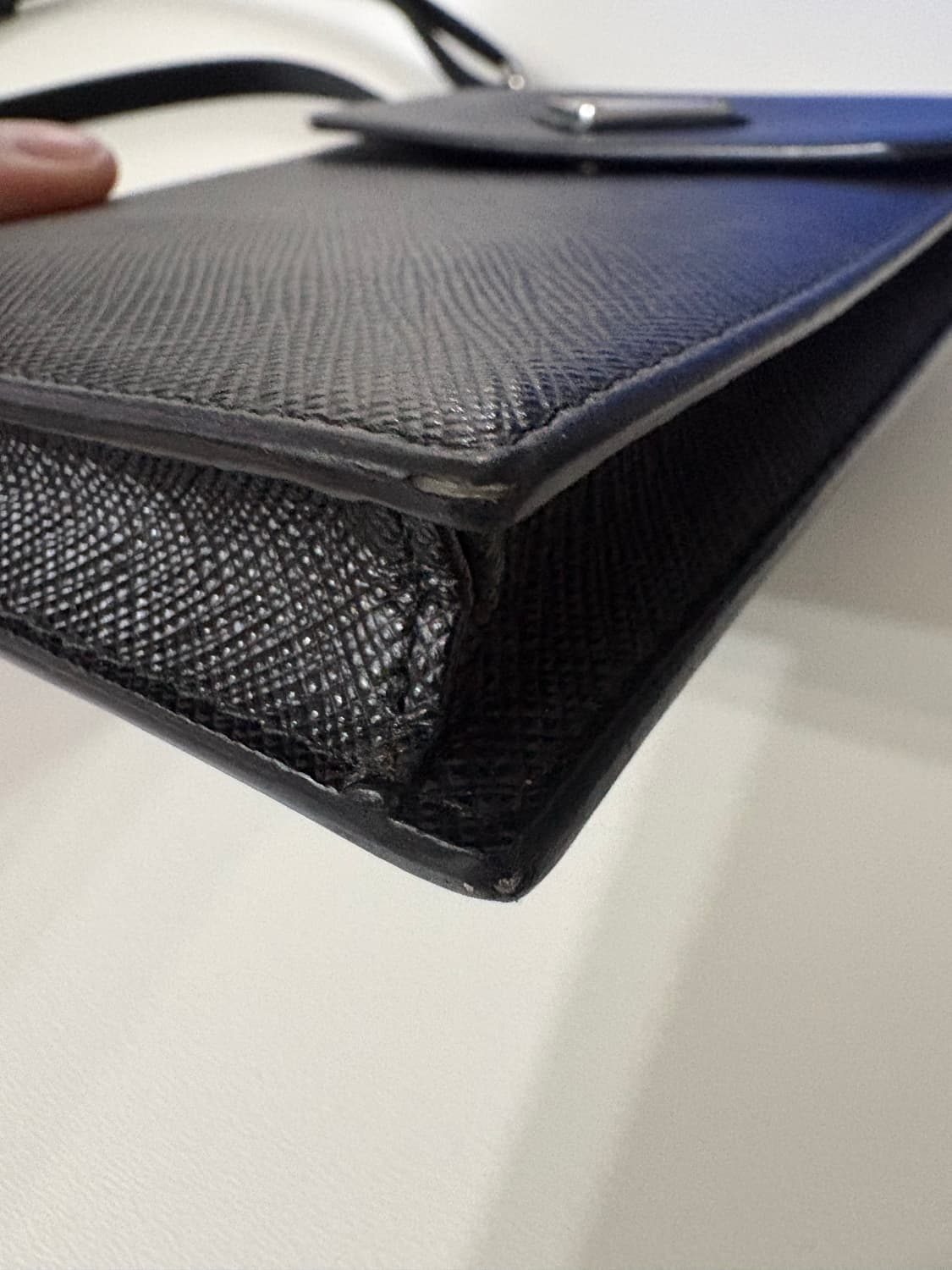 프라다 스마트폰 케이스 상품이미지2