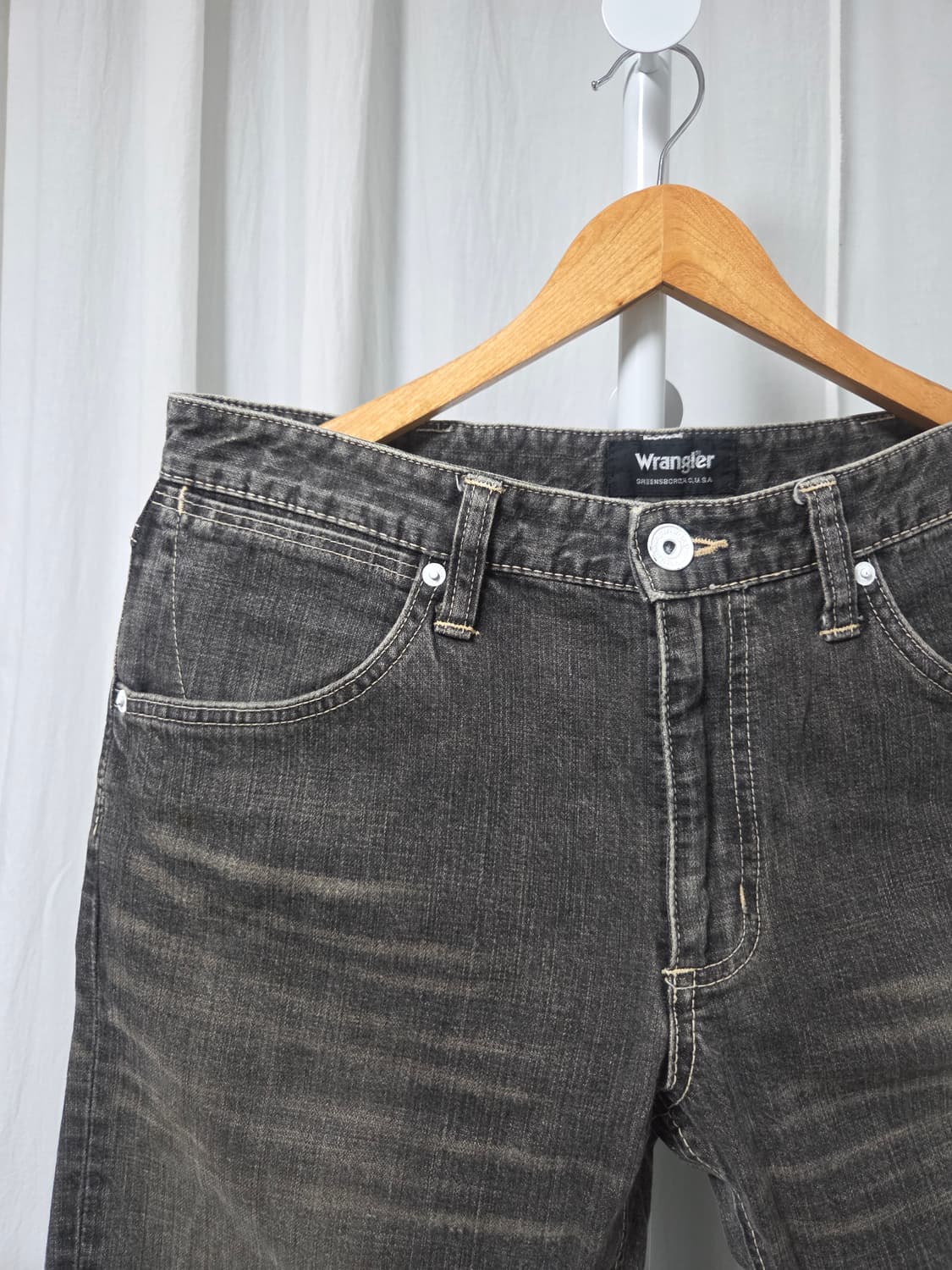 랭글러 슬림핏 버뮤다 팬츠 상품이미지2