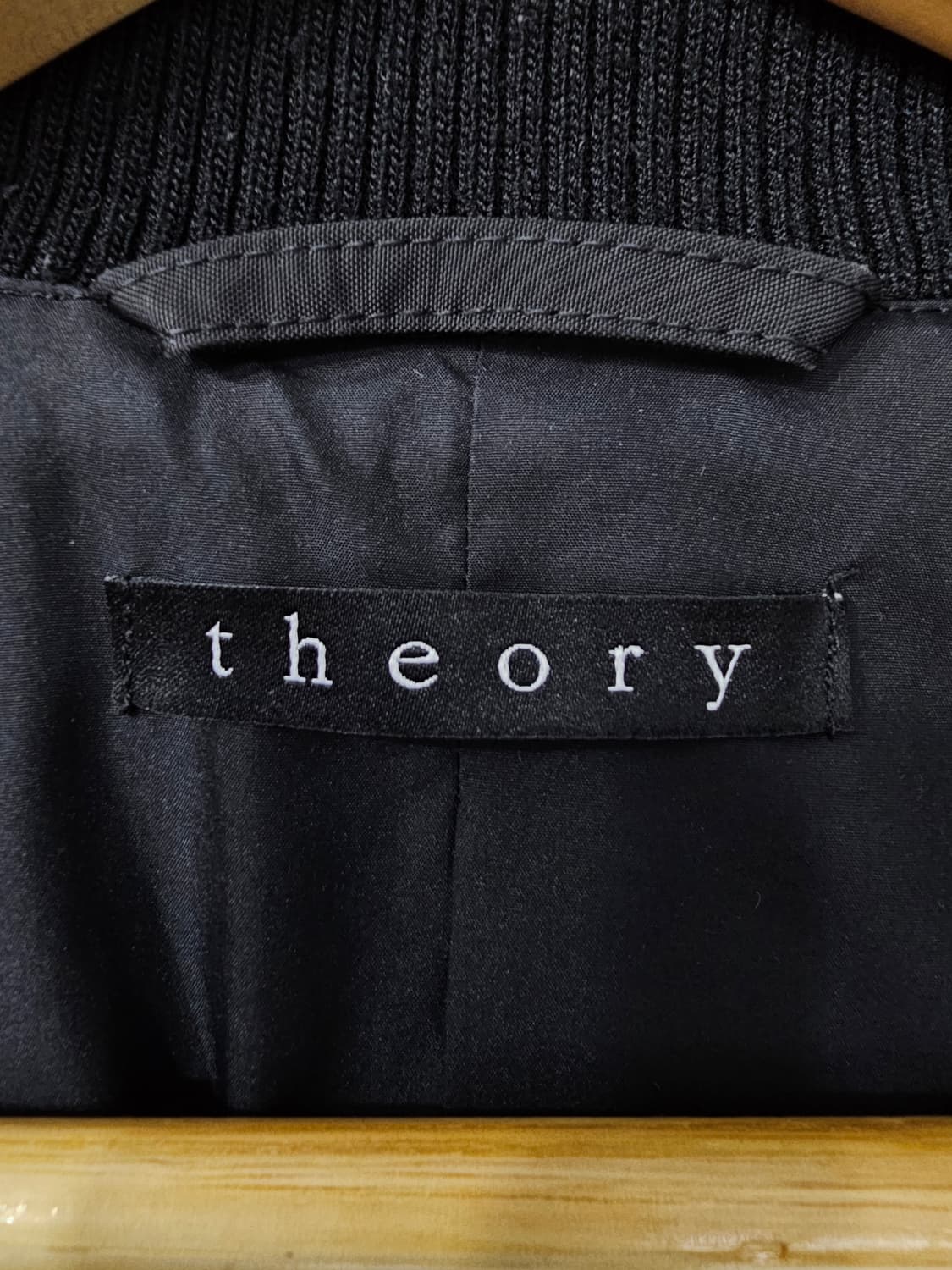 한섬 Theory 띠어리 트레몬트 브렌톤 봄버 자켓 100 상품이미지8