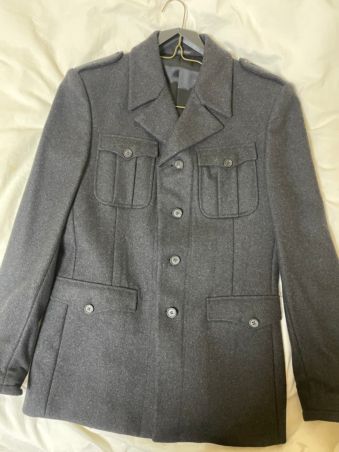 미우미우 차콜 코트 상품이미지1