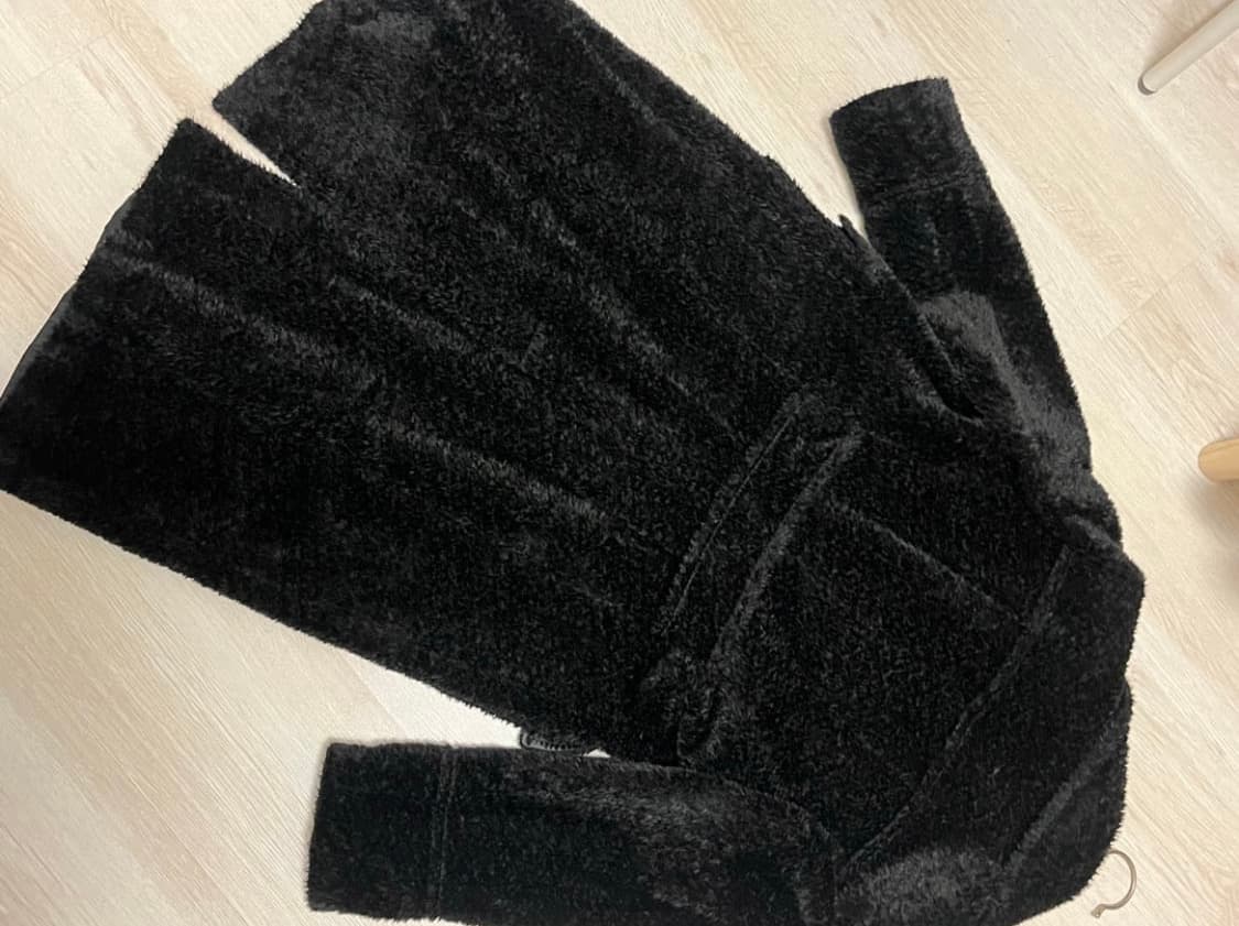 이탈리아 아뇨나 알파카 원단 블랙 롱 퍼 코트 상품이미지5