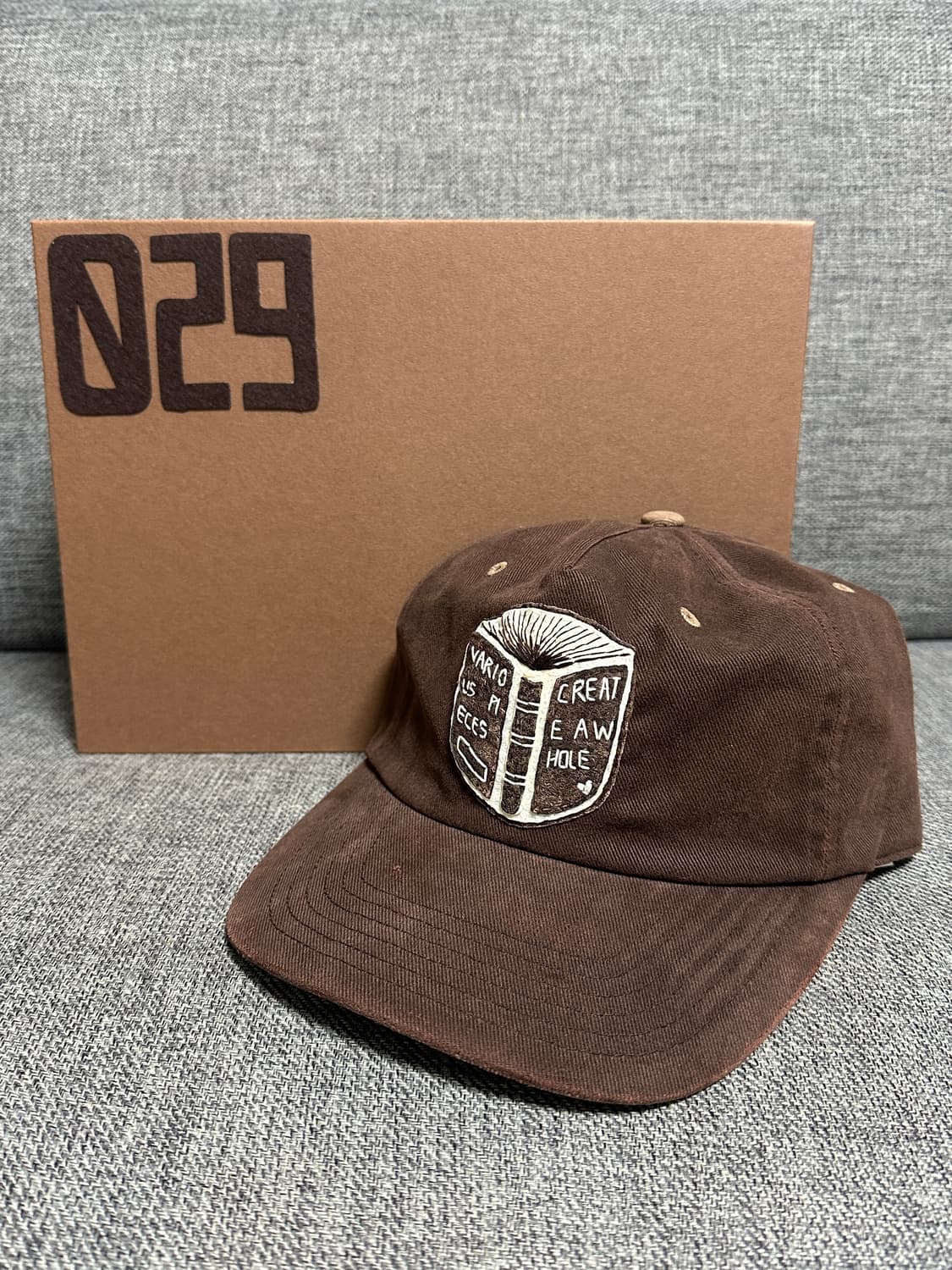 컬렉트피시스 BOOKLOGO 5 PANEL CAP 북 로고 5패널 볼캡 상품이미지1