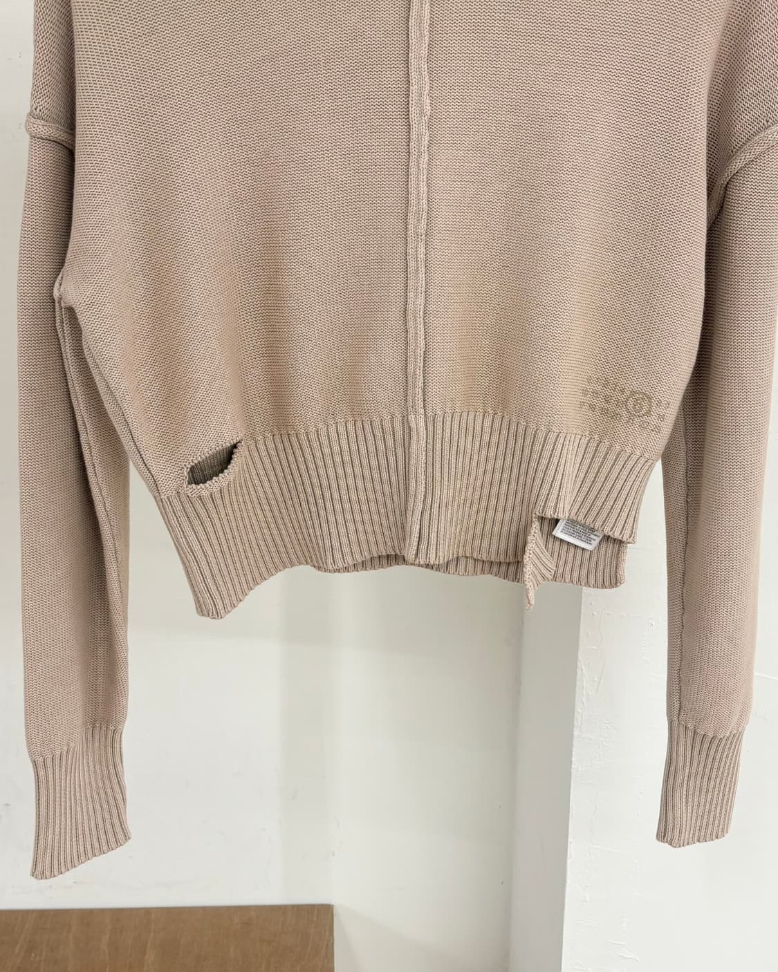 엠엠식스 컷아웃 니트 스웨터 상품이미지5