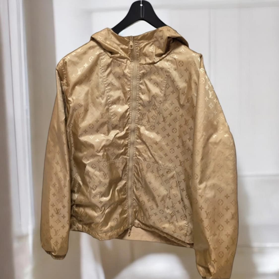 루이비통 모노그램 윈드브레이커 상품이미지1