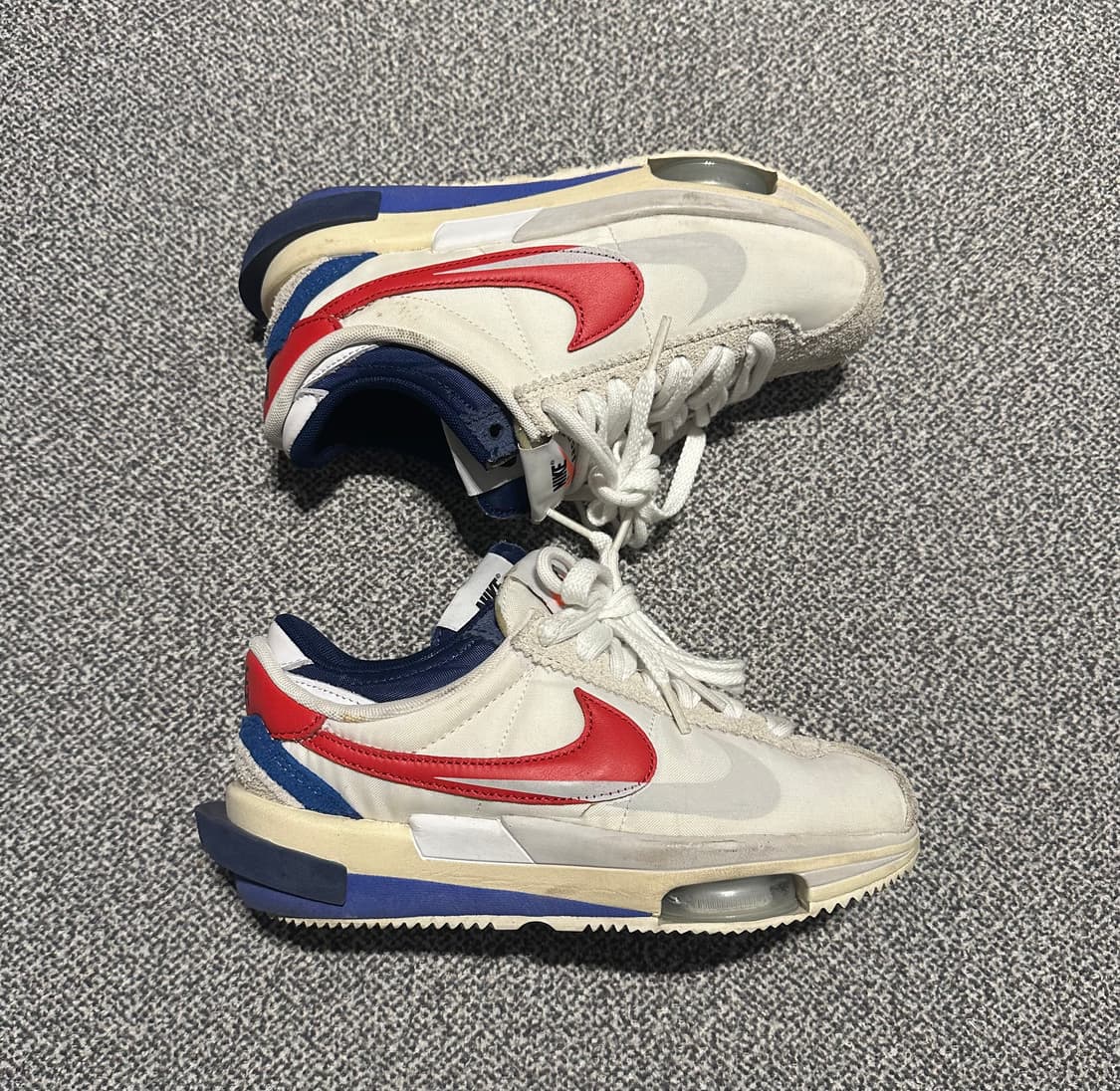 230) 나이키 x 사카이 줌 코르테즈 SP 화이트 앤 유니버시 티 레드 상품이미지1