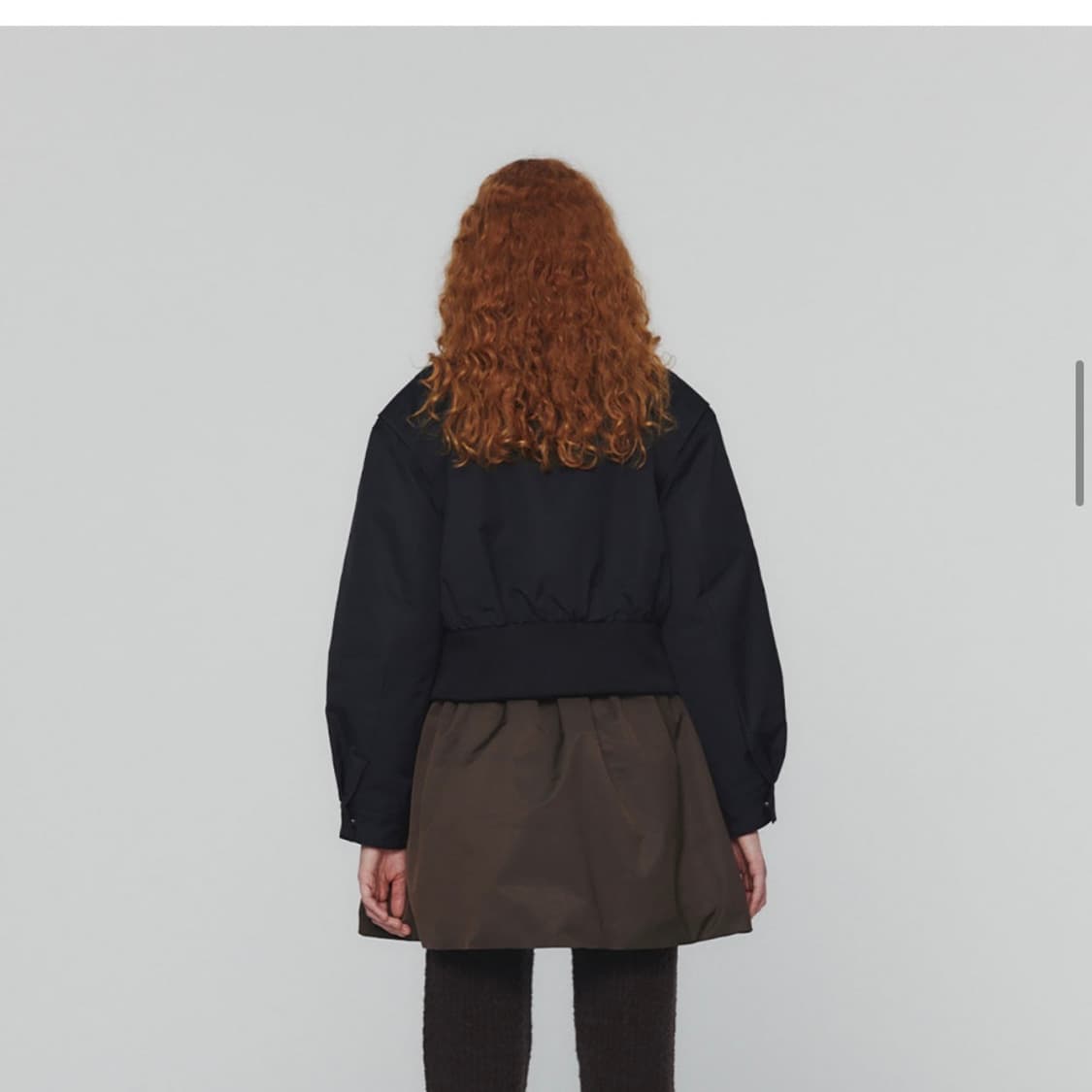 24FW 아모멘토 우먼 나일론 패디드 크롭 점퍼  상품이미지5