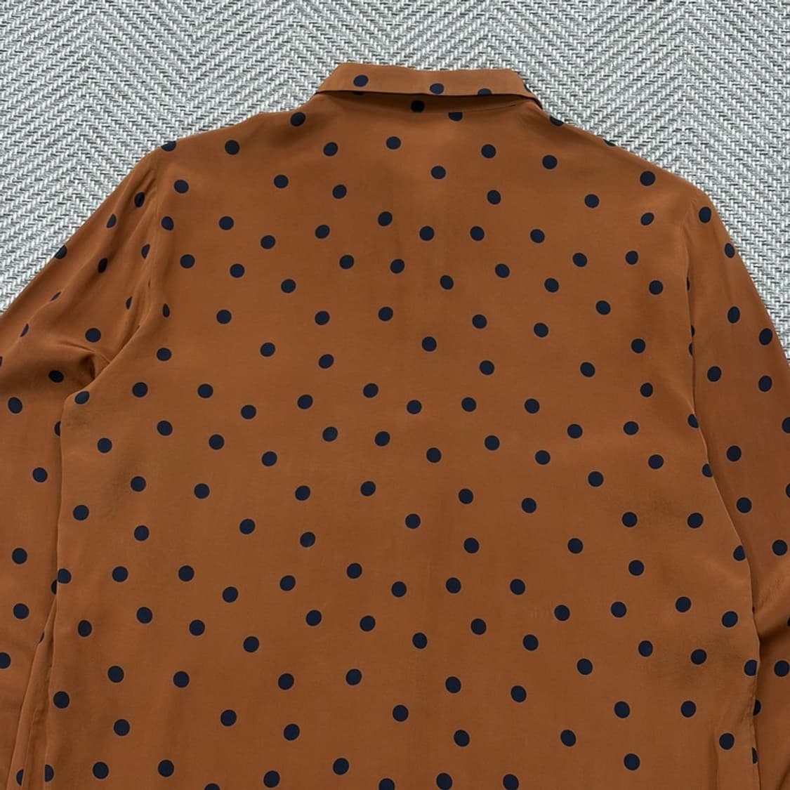 세잔 도트 블라우스 v2375 상품이미지4