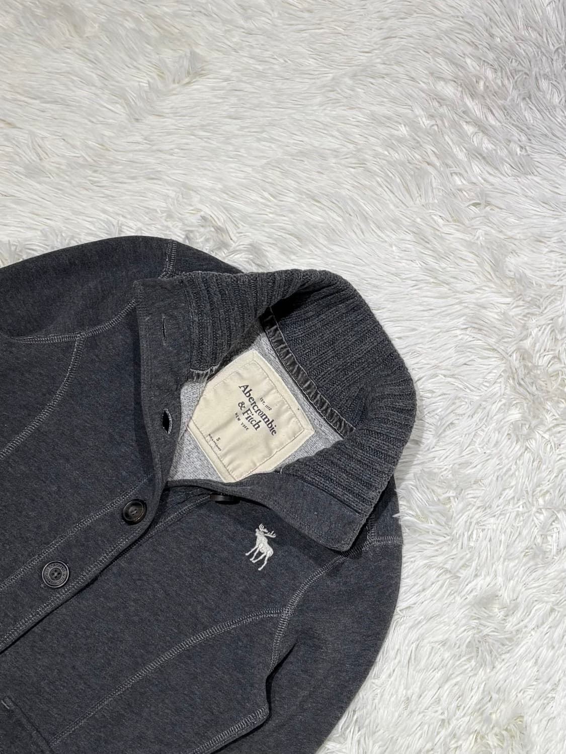 아베크롬비 그레이 버튼 집업 상품이미지5