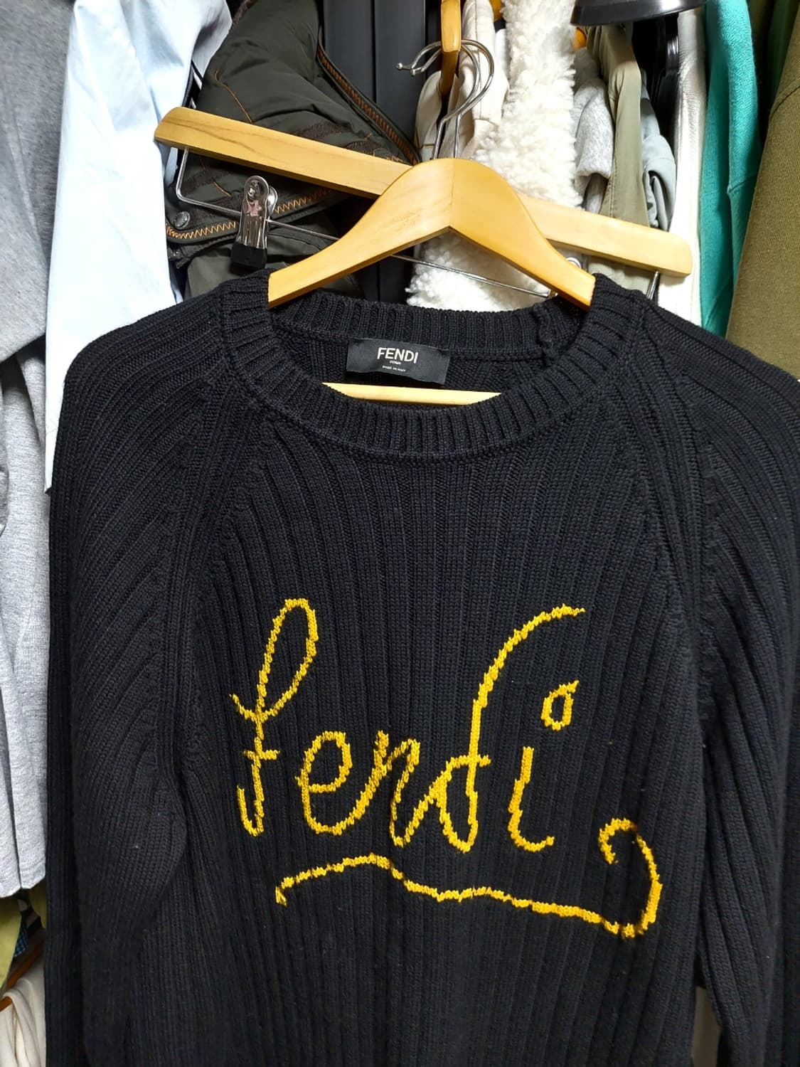 펜디 블랙 로고 울 골지 니트 56 정품검수완료 상품이미지3
