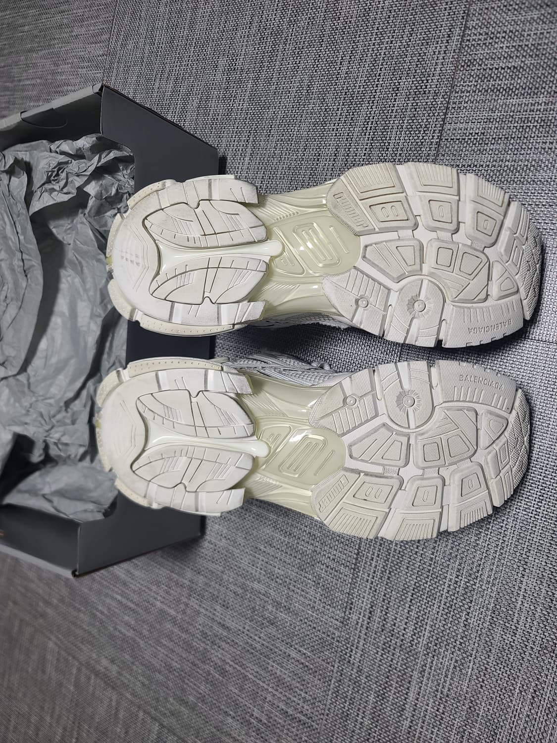 발렌시아가 뉴러너 화이트 43 스니커즈 상품이미지5