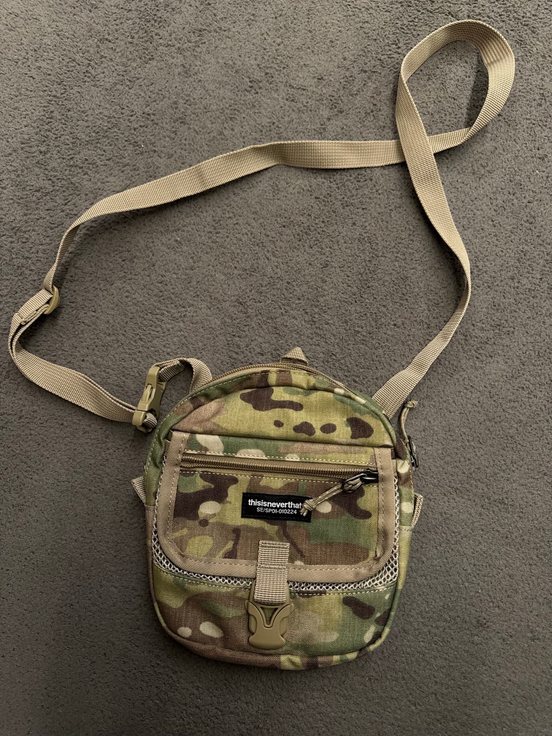 디스이즈네버댓 카모 미니 크로스백 미시착  상품이미지1