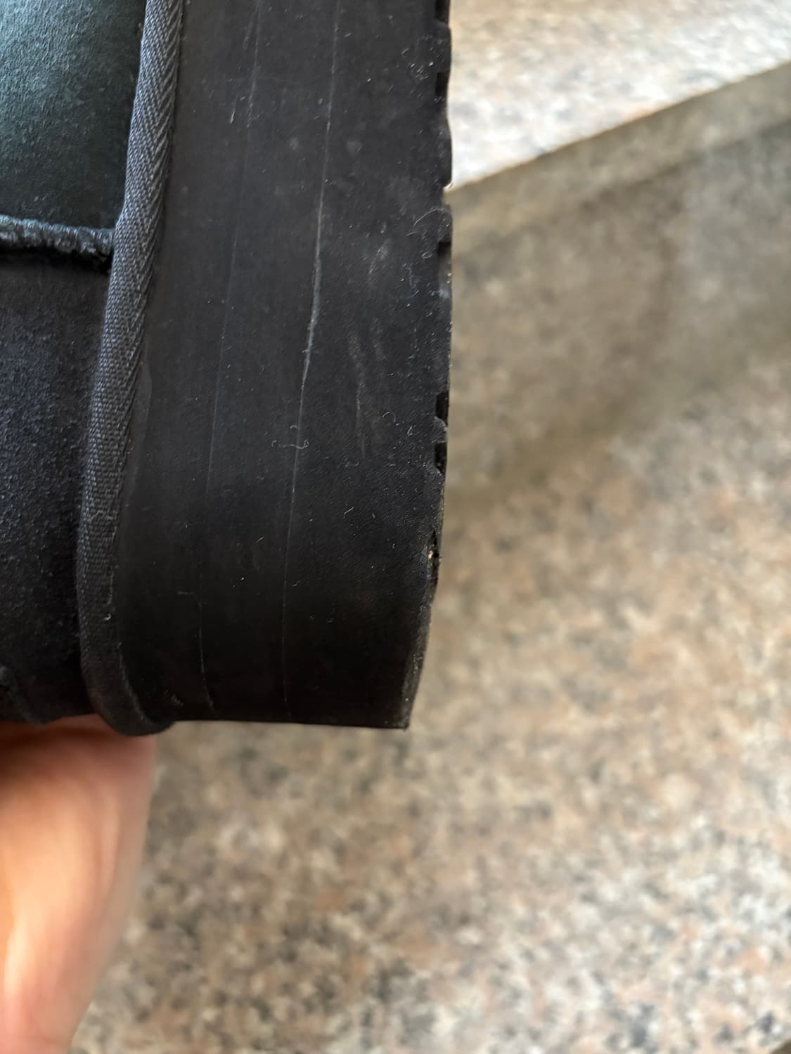 어그 플랫폼 블랙 Ugg platform black 상품이미지3