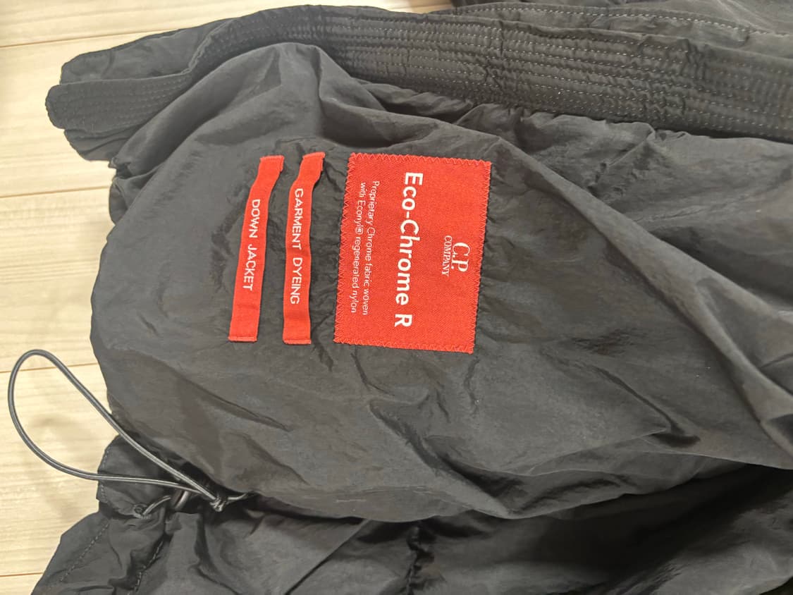 C.P. 컴퍼니 에코 크롬-R 믹스드 고글 다운 자켓 블랙-24FM 상품이미지3