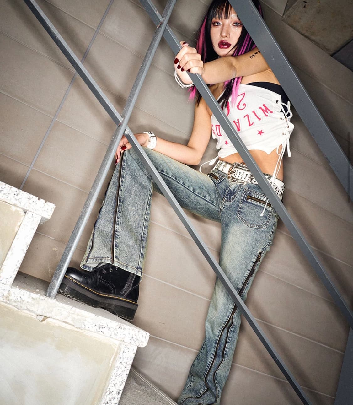 스키즘인듀싱 지퍼 플레어 진 ZIPPER FLARED JEANS BLUE 상품이미지3