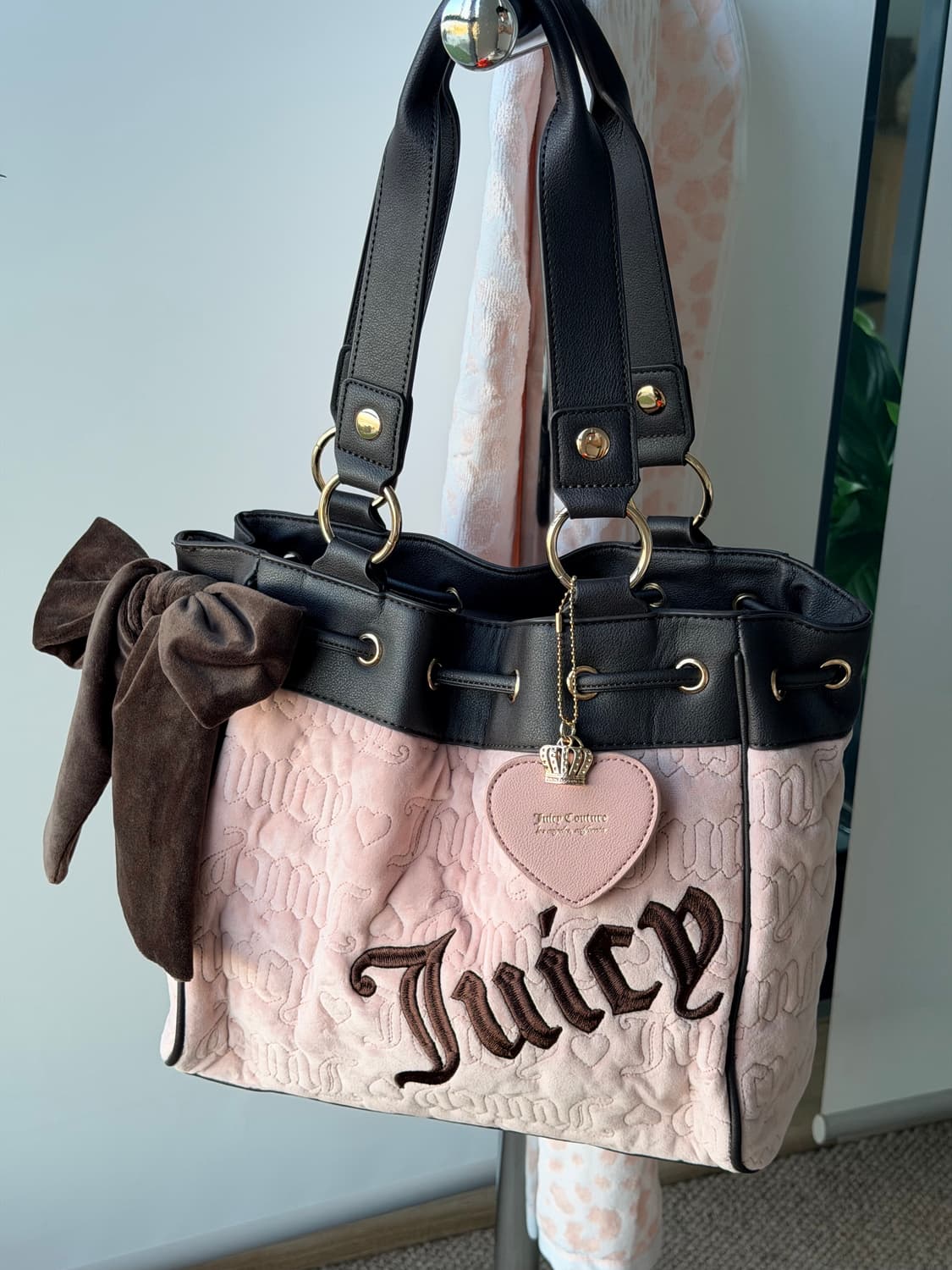 쥬시꾸뛰르 벨벳 데이드리머 숄더백 빈티지 갸루 핀터깔 상품이미지1