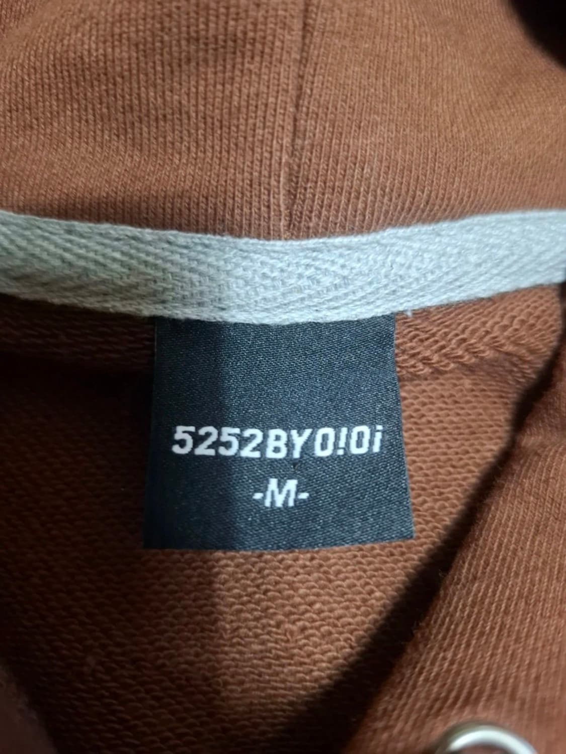 OiOi 브라운 후드티 상품이미지2