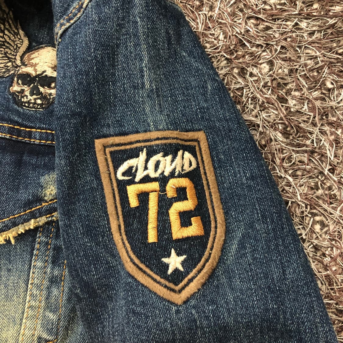 CLOUD72 스컬 윙 워싱 데님 자켓 상품이미지6