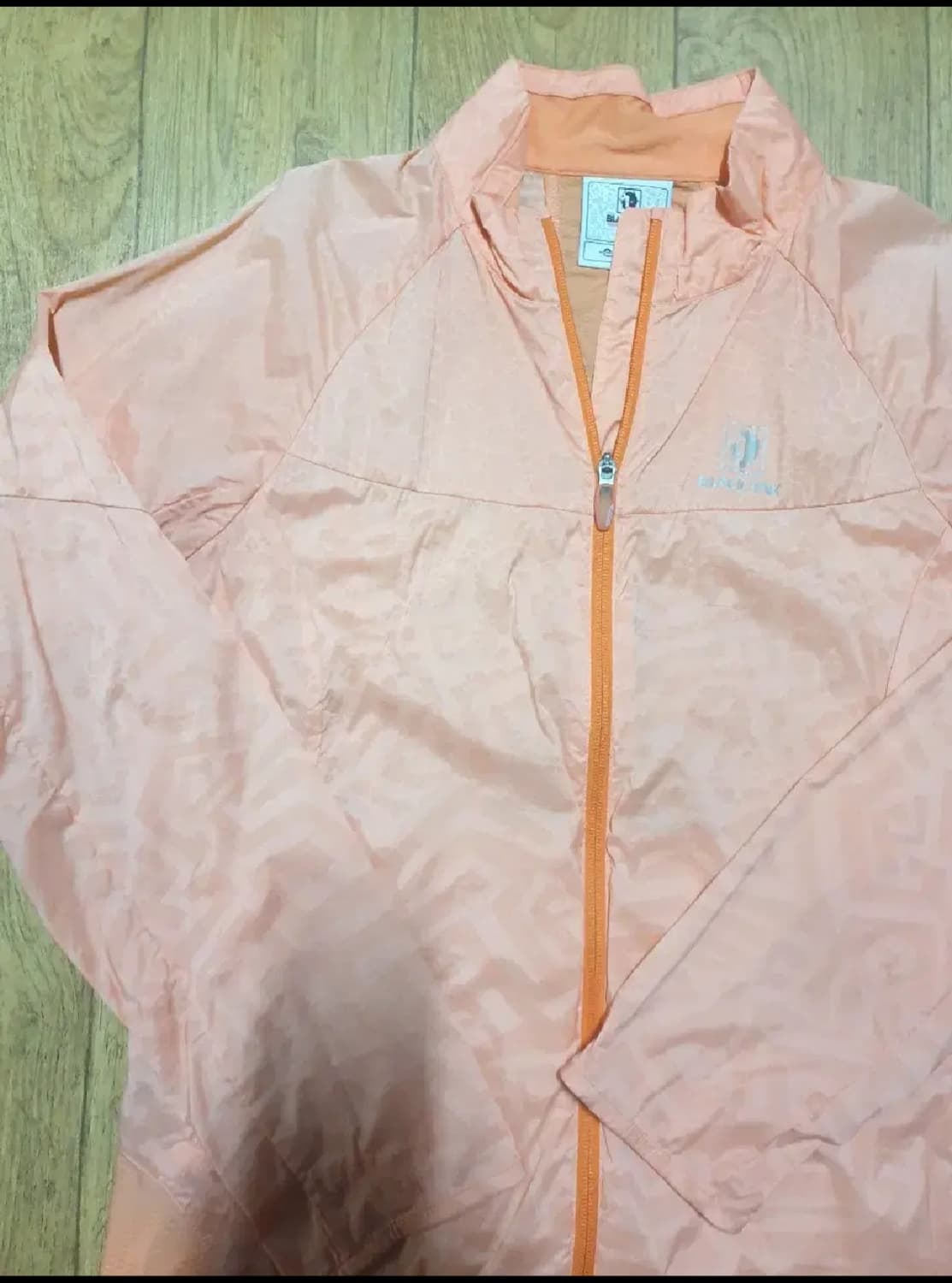 블랙야크 바람막이 100 사이즈입니다 상품이미지4