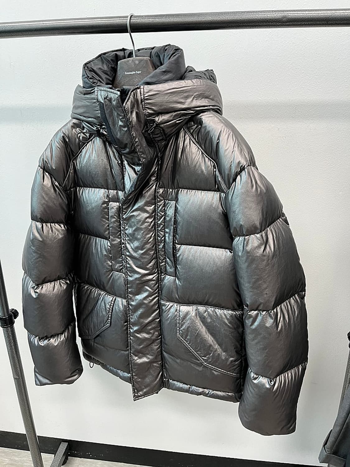 100-105) 준지 메탈릭 오버 다운패딩  상품이미지1