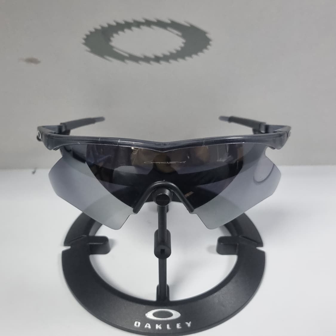 오클리 초기형 엠프레임(1991) 크리스탈 블랙 상품이미지3