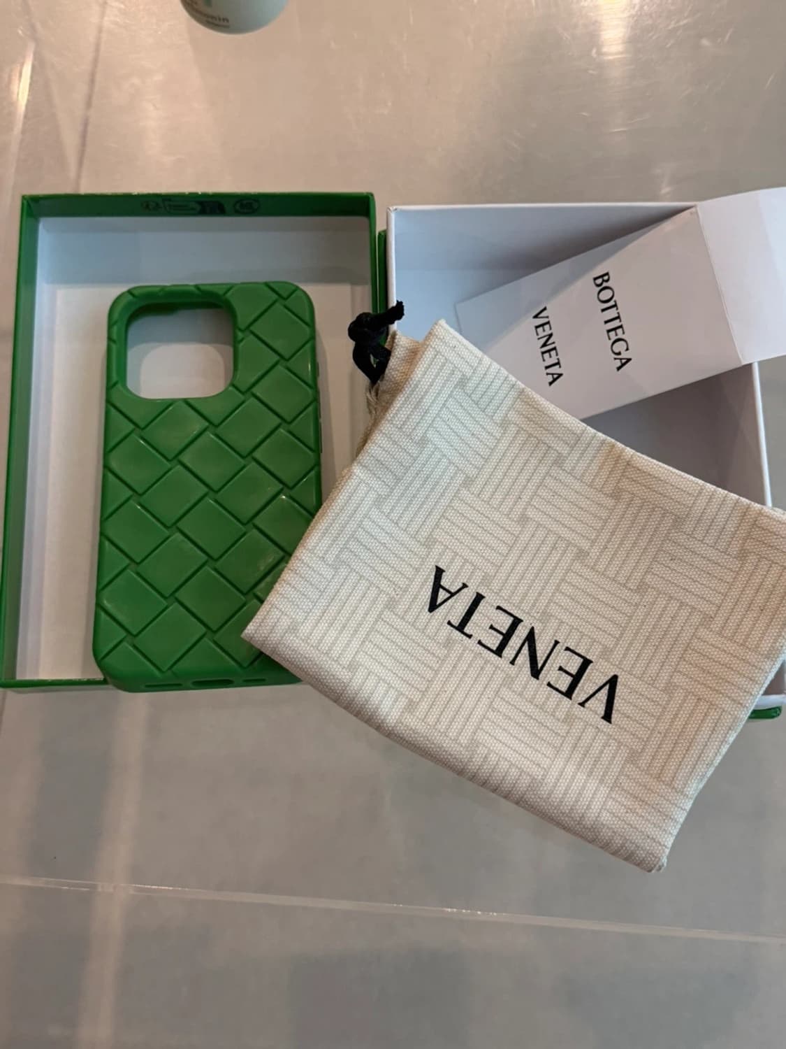 아이폰 15프로 보테가베네타 케이스 상품이미지1