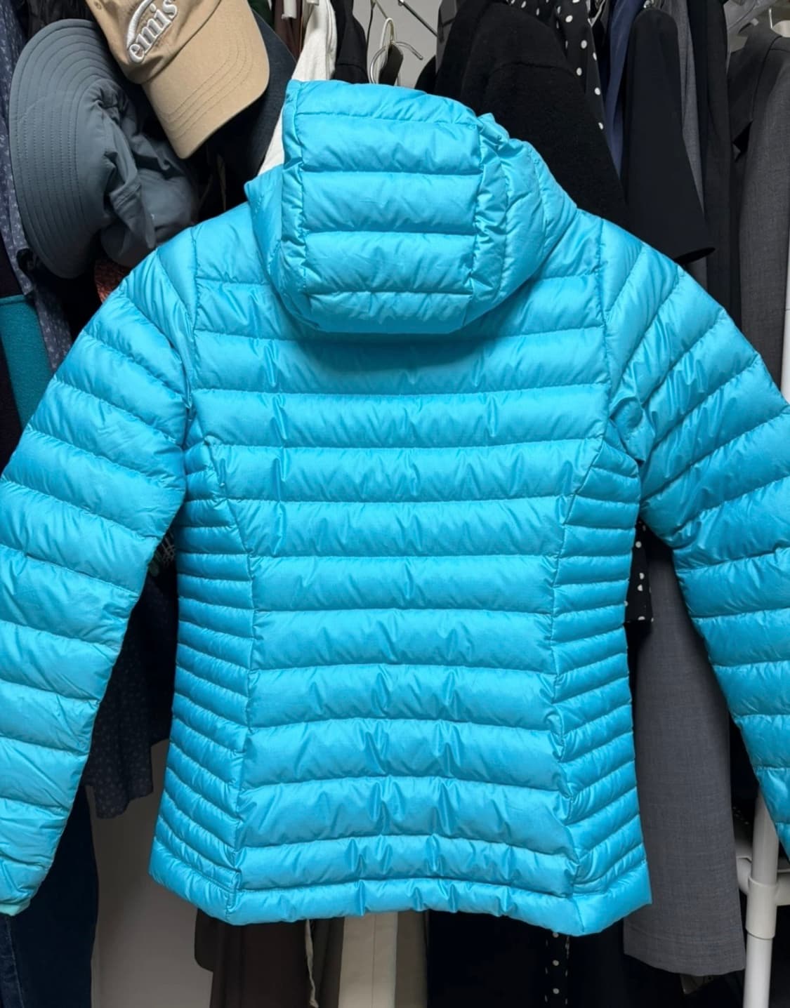 파타고니아 경량패딩(여성) 상품이미지2