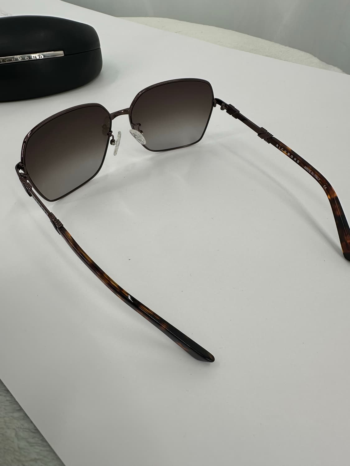 [새상품 무료배송] 정품 Made In Italy 존리치몬드 선글라스 상품이미지6