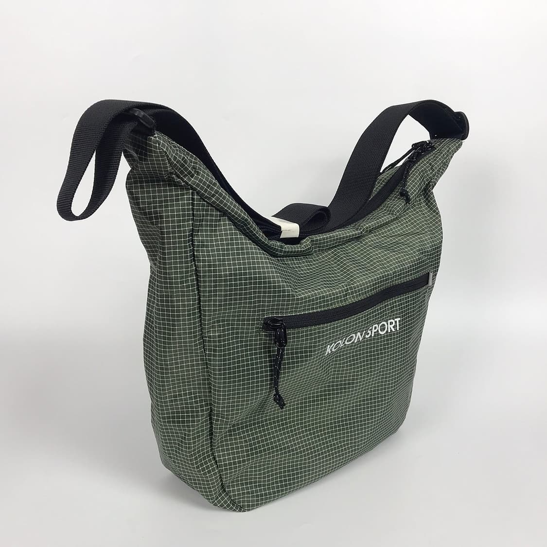 코오롱스포츠 체크 크로스백 가방 새상품 상품이미지4